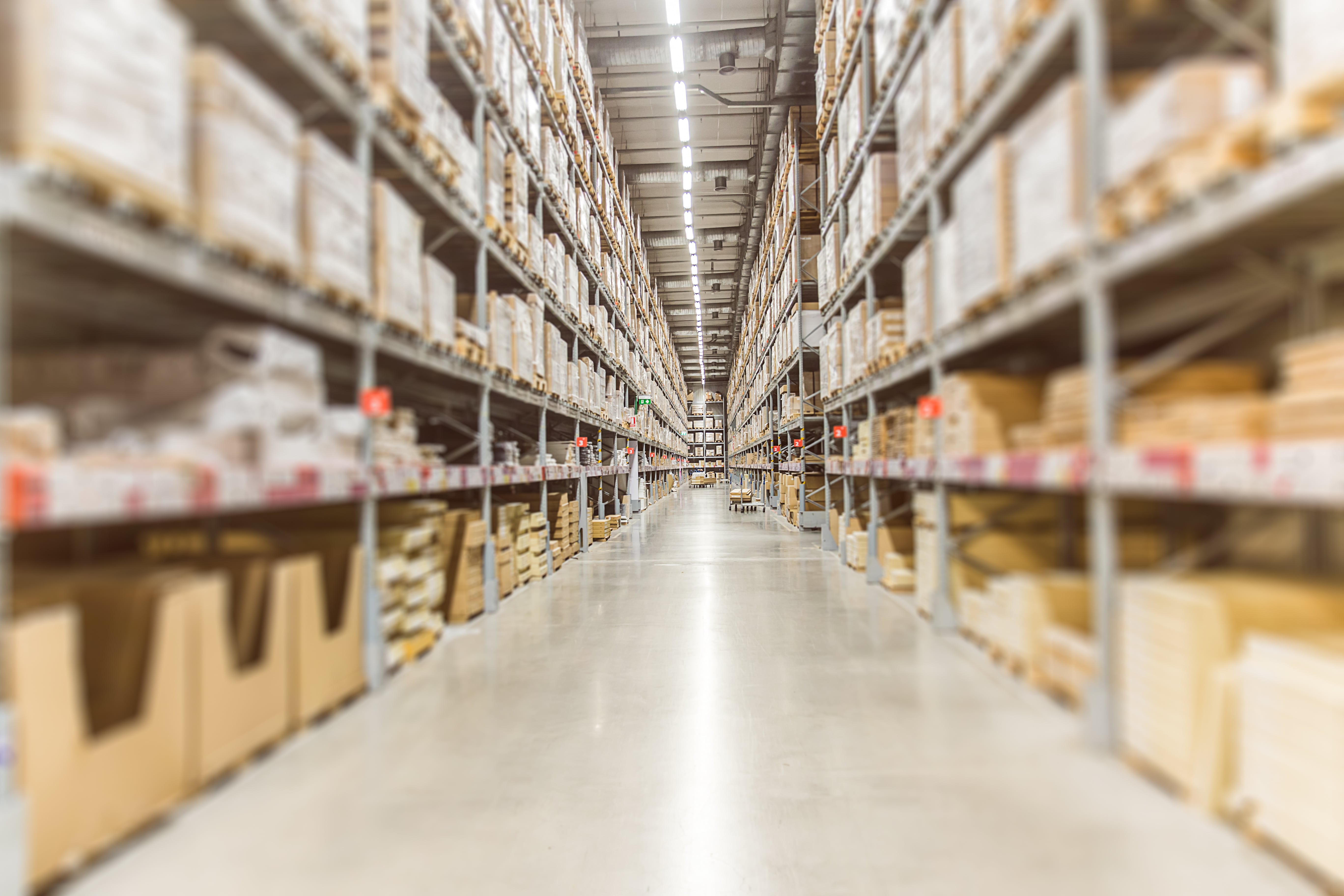 Retail_warehouse Retail operation challenges 2019