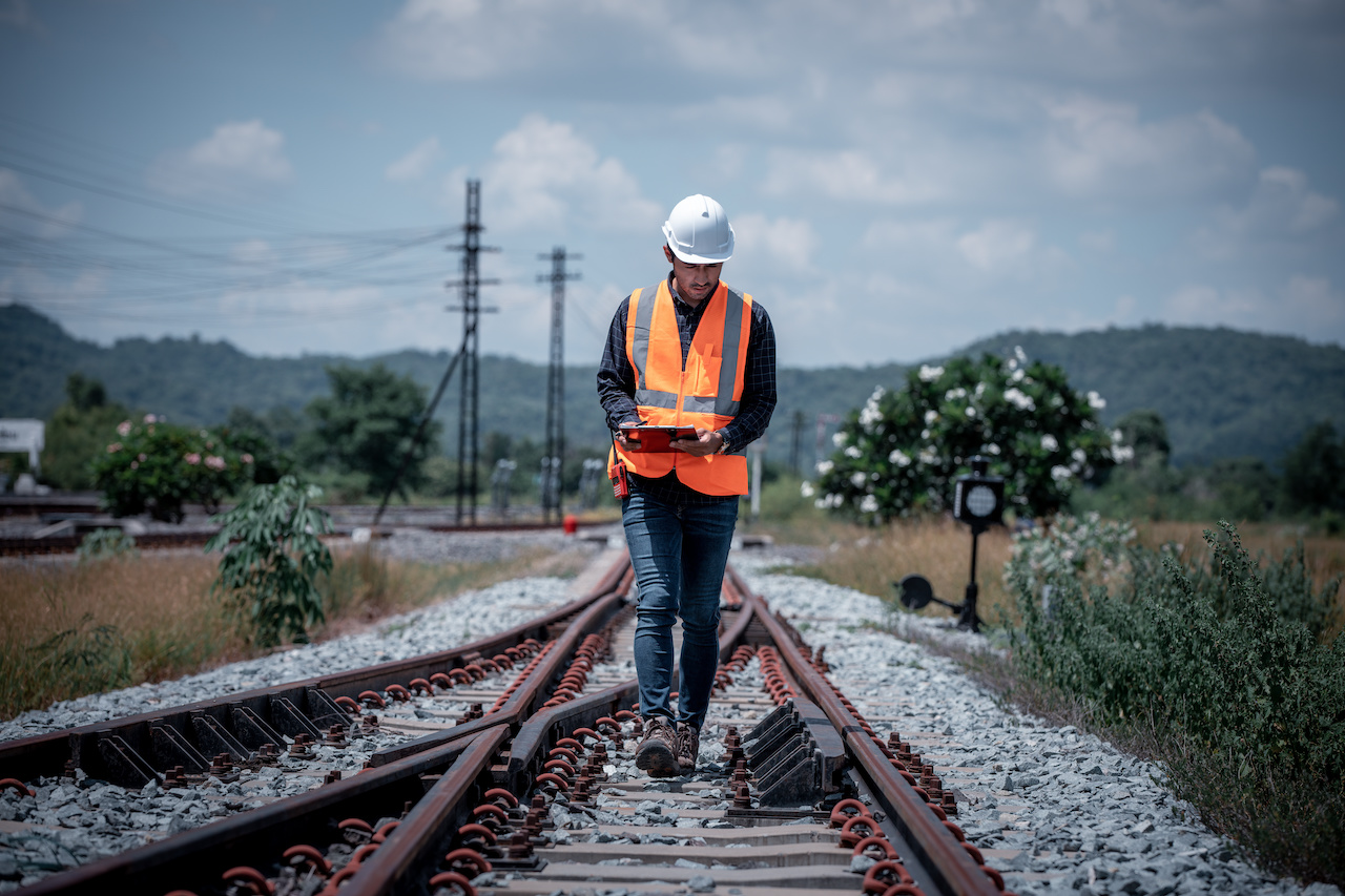 Risk-based maintenance vs. reliability-centred maintenance | manutenção baseada em risco ou centrada na fiabilidade | mantenimiento basado en riesgo o centrado en la fiabilidad