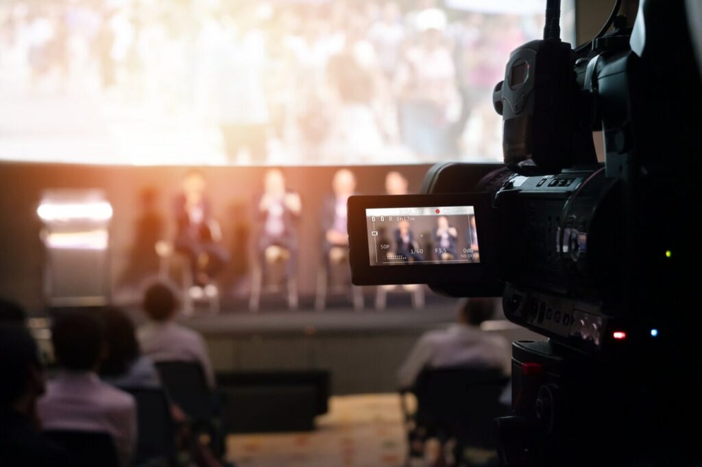 Hybrid events in hospitality